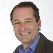  Mag. Dr. Stefan Kollarits