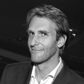   Karl-Filip Coenegrachts