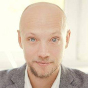   Szymon Sikorski